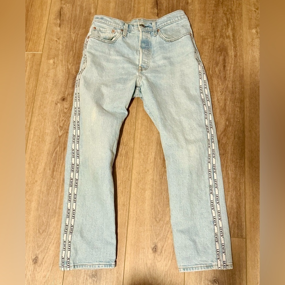 Levi’s Women’s 501 Cropped Logo Racer Denim Jeans